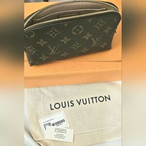 Louis Vuitton Cosmetic Bag M47515